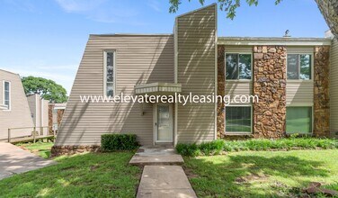 7371 S Yale Ave in Tulsa, OK - Building Photo - Building Photo
