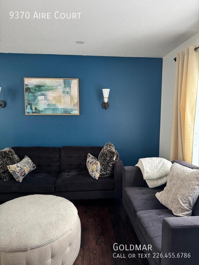 property at 9370 Aire Ct