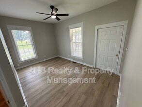 313 W Market St in Graham, NC - Building Photo - Building Photo