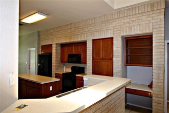 908 Brighton Bend Ln in Cedar Park, TX - Foto de edificio - Building Photo