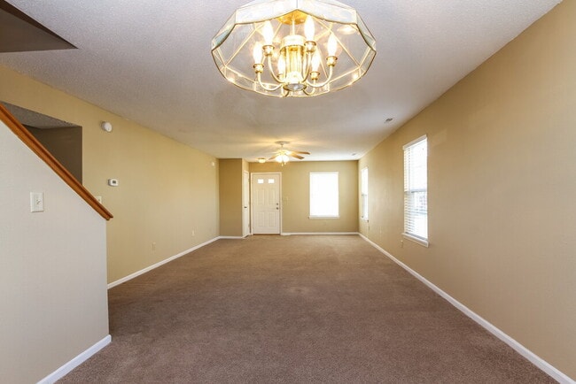 19298 Links Ln in Noblesville, IN - Building Photo - Building Photo