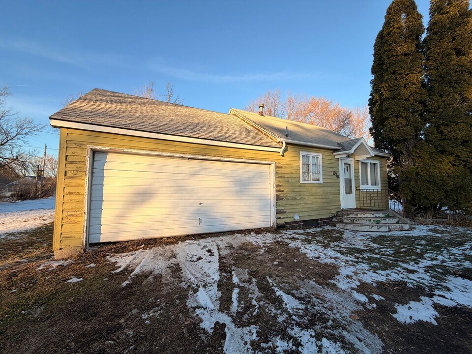 156 Elm St in Rockwell City, IA - Building Photo