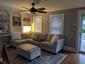 1121 Bay Ave in Point Pleasant, NJ - Foto de edificio - Building Photo