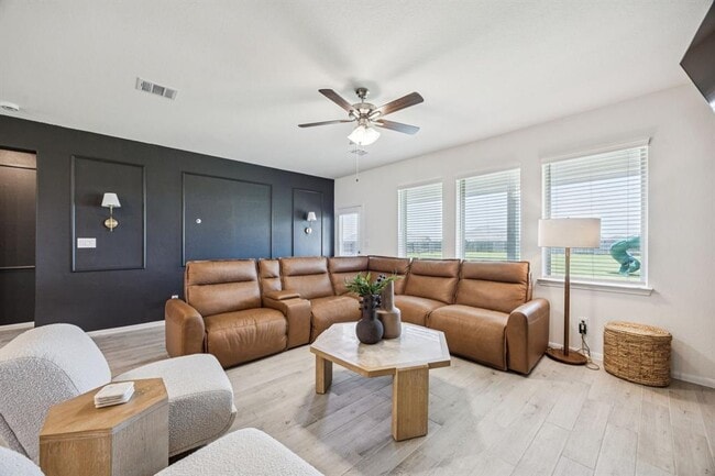 property at 200 Vly Rnch Trl