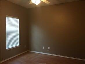 213 Navarro Dr in College Station, TX - Building Photo - Building Photo