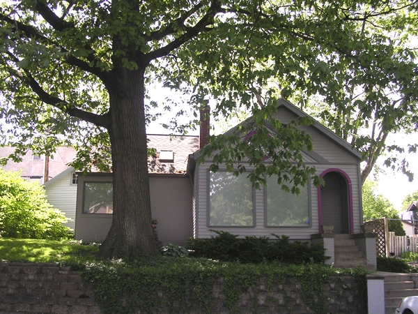 703 N Walnut St in Bloomington, IN - Building Photo