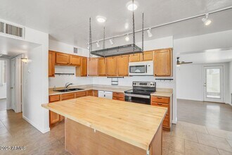 1526 W Huntington Dr in Tempe, AZ - Building Photo - Building Photo