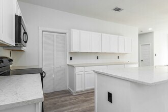 715 Amanda St in San Antonio, TX - Building Photo - Building Photo