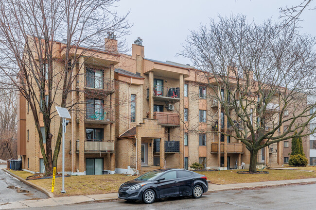 1885 Jean-Picard Rue in Laval, QC - Building Photo - Building Photo