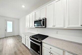 700 Benoi Dr in Davenport, FL - Building Photo - Building Photo
