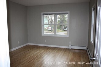 339 W Crescent St-Unit -1 in Marquette, MI - Building Photo - Building Photo