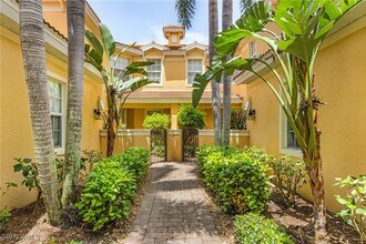 20240 Burnside Pl in Estero, FL - Building Photo - Building Photo