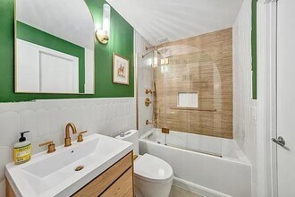 425 Park Ave S in New York, NY - Building Photo - Building Photo