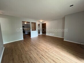 709 Central Rd in Mount Prospect, IL - Building Photo - Building Photo