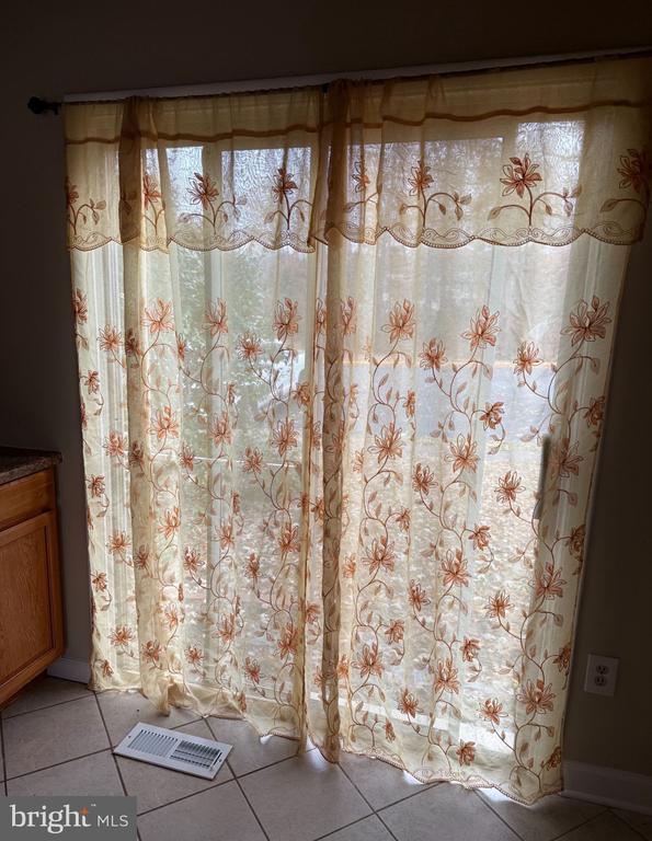 12677 Castile Ct in Woodbridge, VA - Building Photo - Building Photo