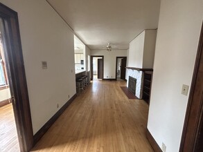 612 Howard Plz, Unit F in Madison, WI - Building Photo - Building Photo