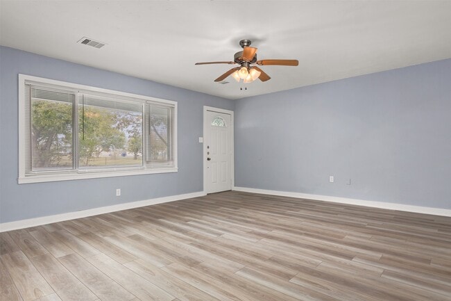 3314 1st Ave S in Texas City, TX - Building Photo - Building Photo