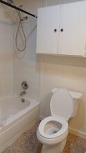 482 NE Adams Ave in Chehalis, WA - Building Photo - Building Photo