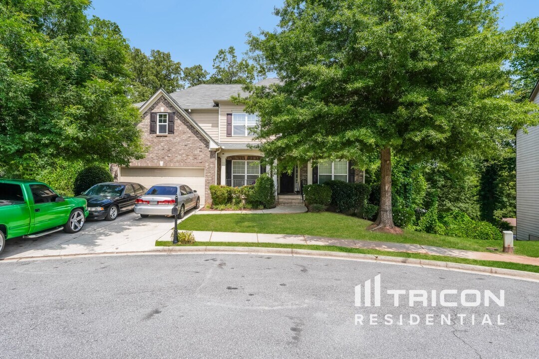 390 Twain Cir in Mableton, GA - Foto de edificio