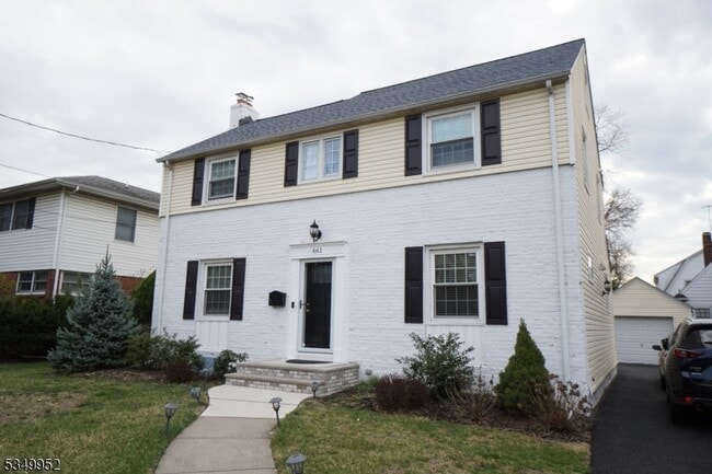 661 Pierpont St in Rahway, NJ - Foto de edificio - Building Photo