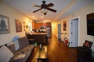 735 Parker St in Boston, MA - Building Photo