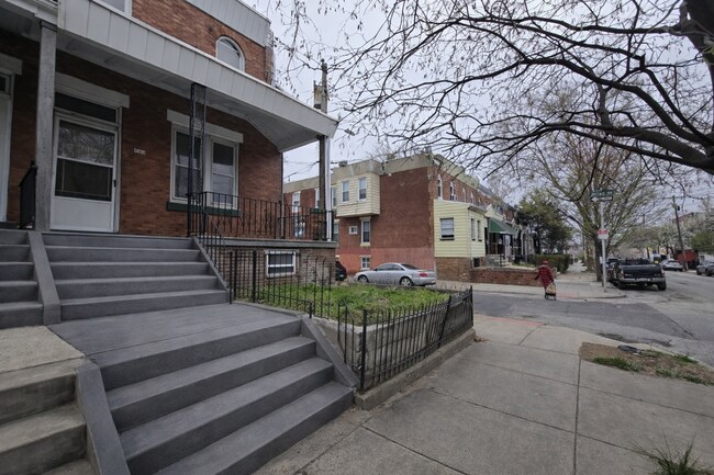 1231 N 54th St in Philadelphia, PA - Building Photo - Building Photo