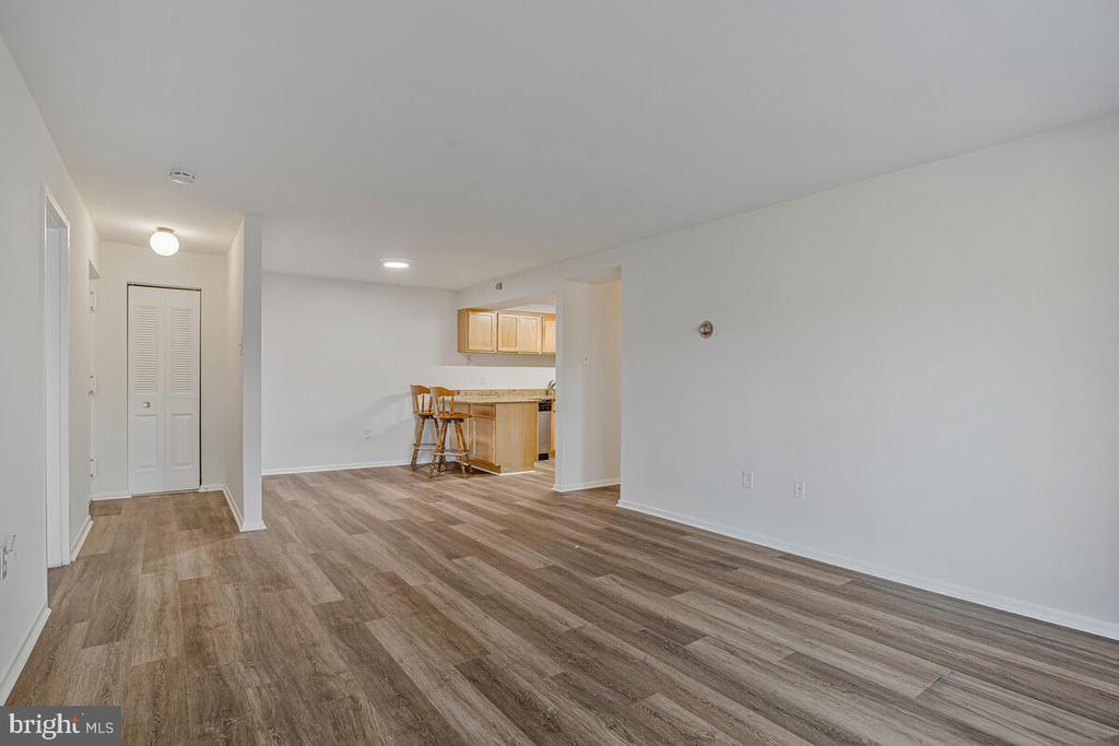 2574 Riva Rd in Annapolis, MD - Building Photo