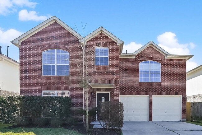 property at 2422 Fox River Ln