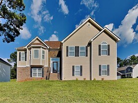 92 Pulaski Ave in Hampton, GA - Building Photo