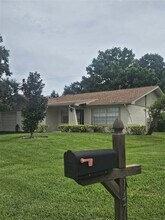 1481 Heather Ridge Blvd in Dunedin, FL - Building Photo - Building Photo