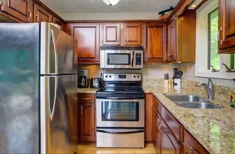 388 Hideaway Farm Rd in Piney Flats, TN - Building Photo - Building Photo