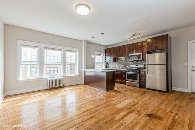3133 W Lawrence Ave in Chicago, IL - Building Photo - Building Photo