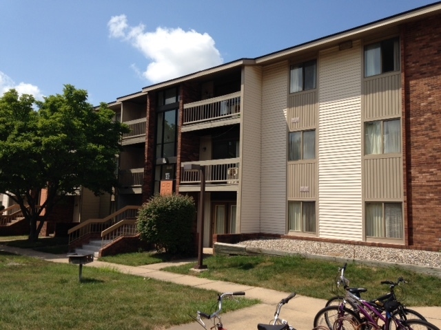 Lincoln Place Apartments in Urbana, IL - Foto de edificio