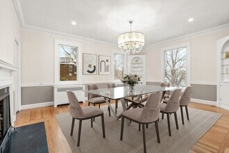 108 Lake Ave in Newton, MA - Building Photo - Building Photo