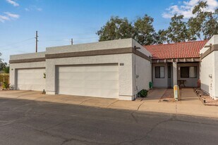 1424 N Dorsey Ln in Tempe, AZ - Building Photo