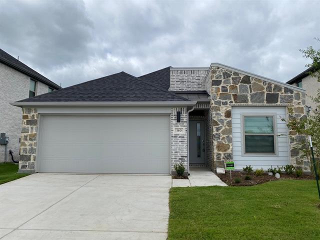 140 Mandarin St in Forney, TX - Building Photo