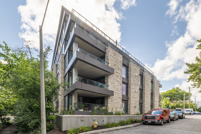 Stone Abbey in Ottawa, ON - Building Photo - Building Photo