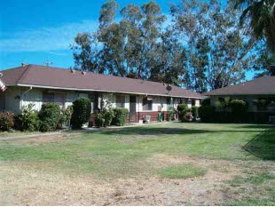 1791 Elizabeth Ave in Corning, CA - Building Photo