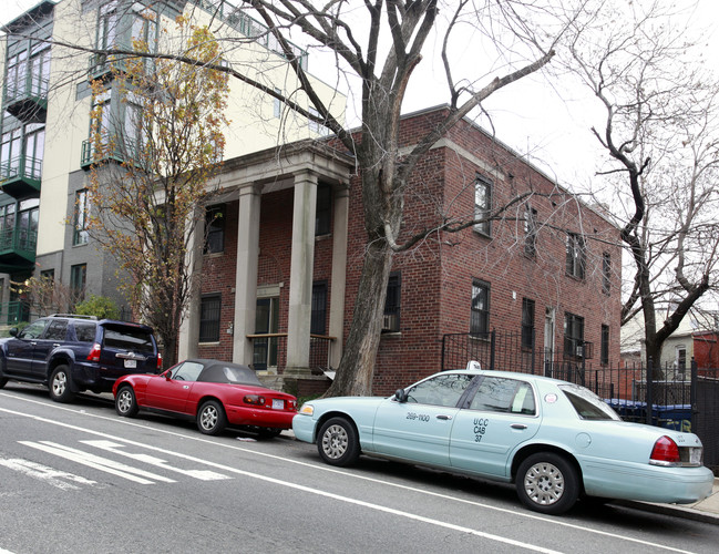 2301 15th St NW in Washington, DC - Building Photo - Building Photo