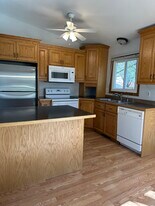 3438 Chalet View Ln NW in Rochester, MN - Building Photo