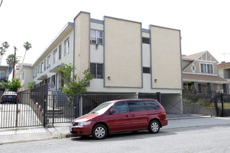 912 Fedora St in Los Angeles, CA - Building Photo - Building Photo