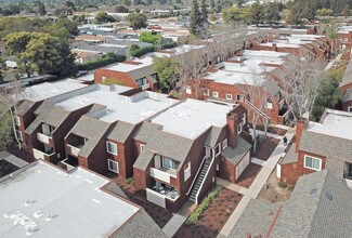 The Grove Garden Apartments in Sunnyvale, CA - Building Photo - Building Photo