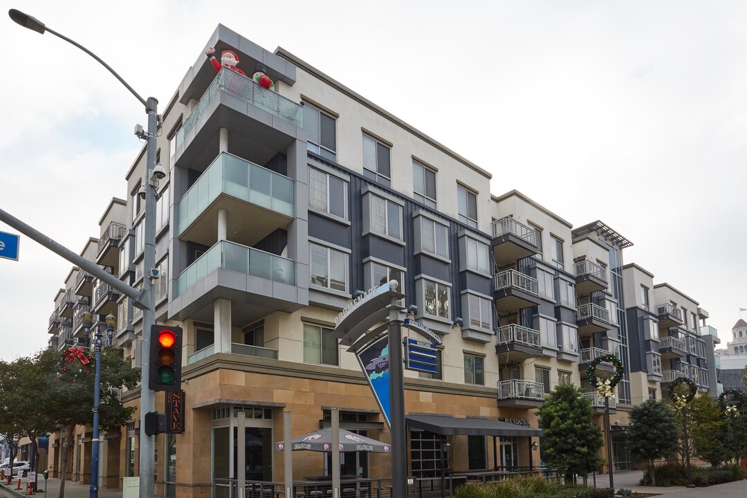 Pacifica in Long Beach, CA - Foto de edificio