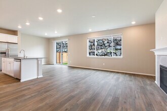 3615 80th Ave NE in Marysville, WA - Foto de edificio - Building Photo