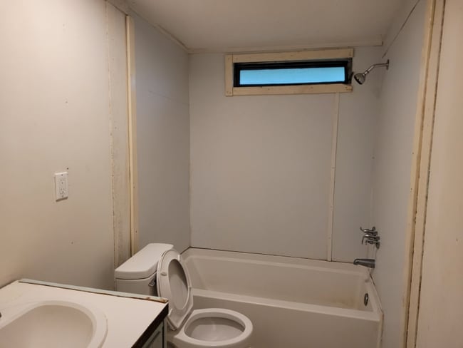 736 Point Dr in Sumter, SC - Building Photo - Building Photo