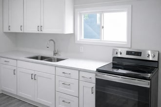 2017 37th St NW in Canton, OH - Building Photo - Building Photo