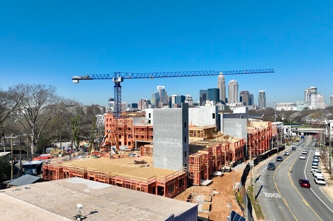 MAA Plaza Midwood