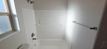 4007 Tyler Ave-Unit -Unit B in El Paso, TX - Foto de edificio - Building Photo