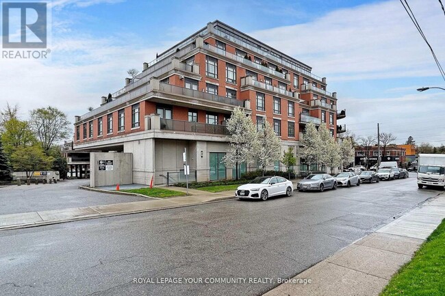 1717-1717 Avenue Rd in Toronto, ON - Building Photo - Building Photo