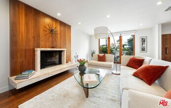 7826 W 80th St in Los Angeles, CA - Building Photo - Building Photo